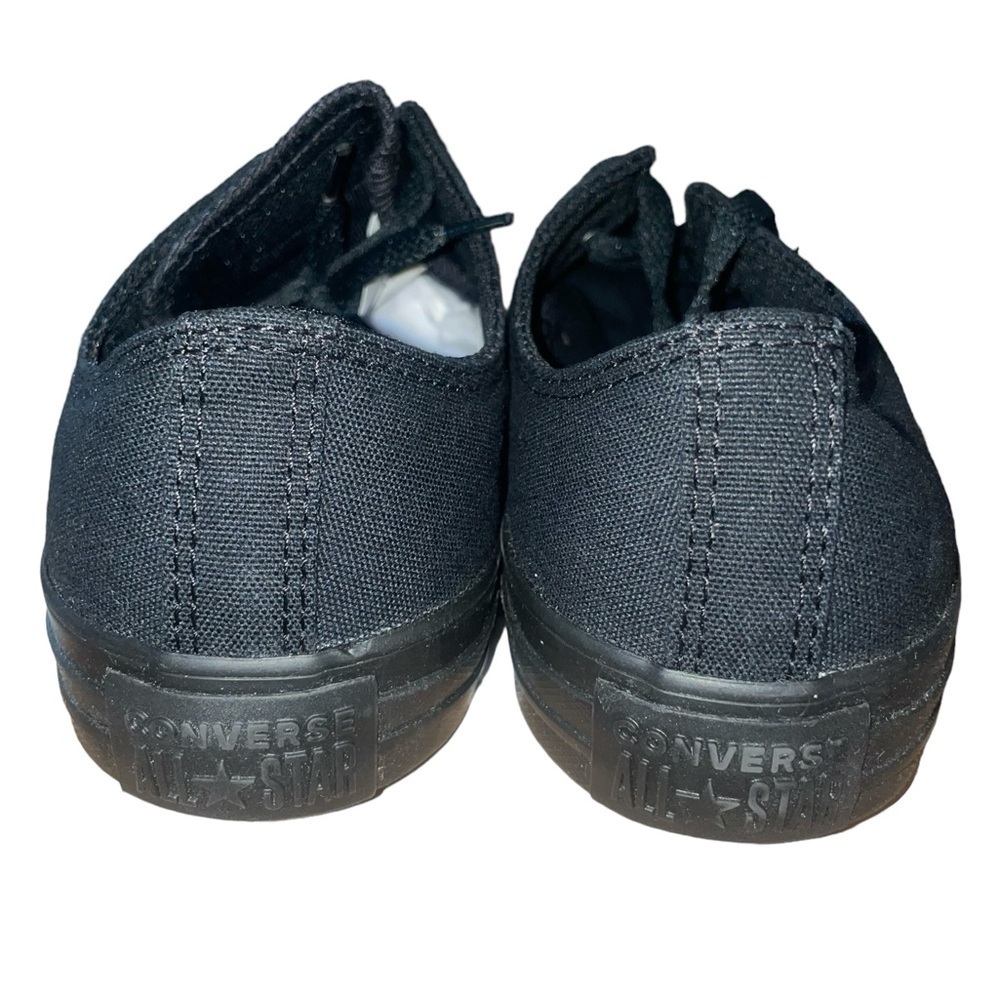 ❇️NWT❇️Converse Classic Low Canvas Sneakers - Picture 5 of 7